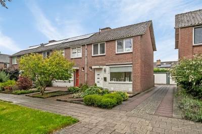 Woning Kleine Vaartlaan 10 Veendam