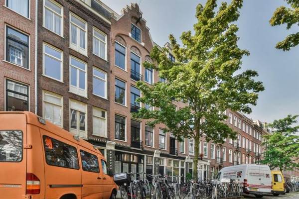 Woning Van Ostadestraat 52- 1 Amsterdam