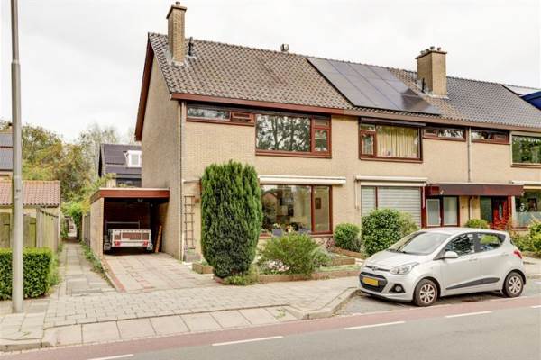 Woning Graaf Willemlaan 69 Hendrik-Ido-Ambacht