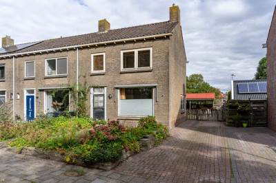 Woning Iniastrjitte 32 Wierum