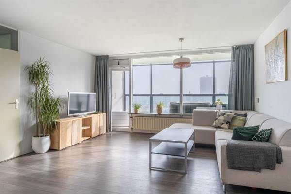 Woning Buitenbassinweg 380 Rotterdam