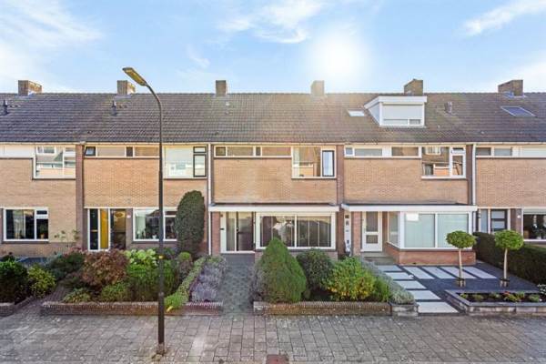 Woning Rousseaustraat 22 Apeldoorn
