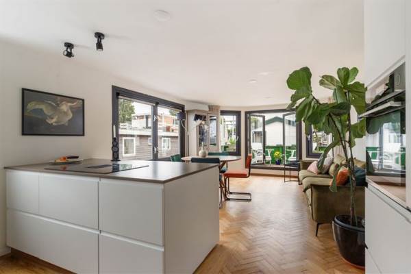 Woning Klaprozenweg 102 Amsterdam