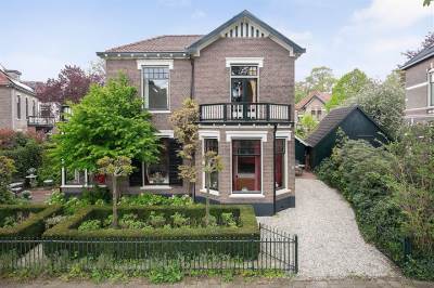 Woning Jhr. Mr. G.W. Molleruslaan 14 Apeldoorn