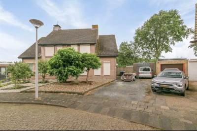 Woning Schutbocht 10 De Heen