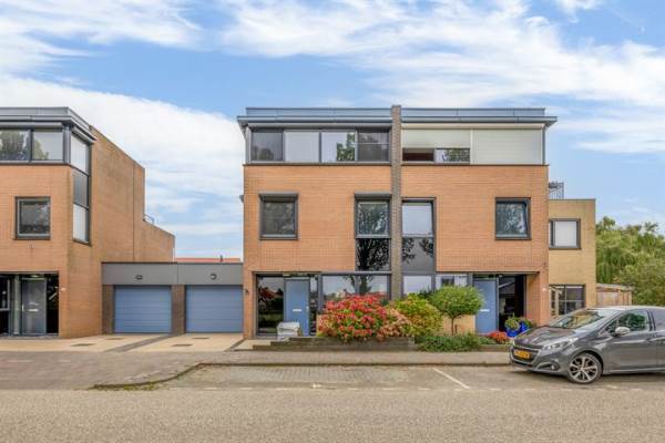 Woning Jacob Catsstraat 77 Sommelsdijk