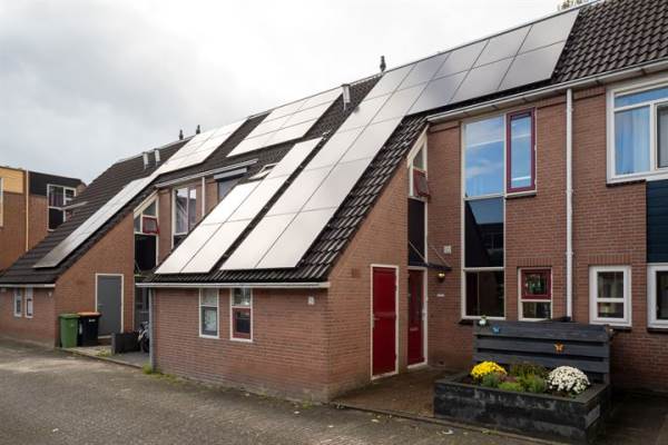 Woning Kosterstuin 157 Zwaag