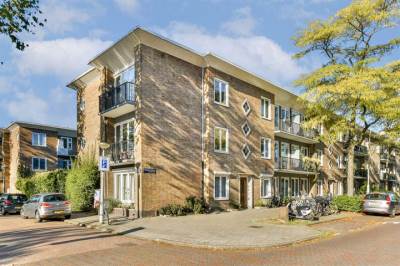 Woning Linnaeusparkweg 50- 2 Amsterdam