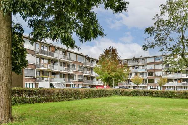 Woning Julianaplantsoen 183 Diemen