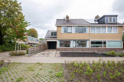 Woning Koningin Emmalaan 45 Ouderkerk aan de Amstel