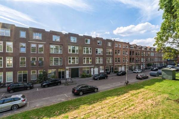 Woning West-Varkenoordseweg 129-C 02 Rotterdam