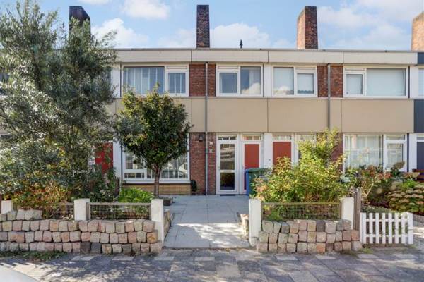 Woning Pieter Stastokweg 22 Hoogvliet Rotterdam