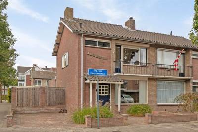 Woning Ds. van Heusdenstraat 1 Hilvarenbeek