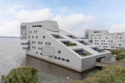 Woning Gooimeerpromenade 79 Huizen