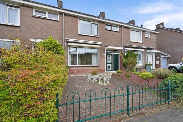 Woning Wittezeestraat 28 Oost-Souburg