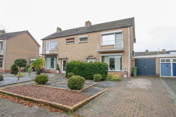 Woning van Loonstraat 29 Haelen