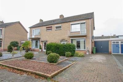 Woning van Loonstraat 29 Haelen