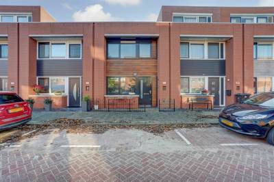 Woning Zuidzijdsedijk 156 Hoogvliet Rotterdam