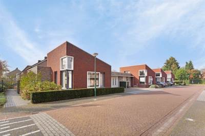 Woning Nelson Mandelastraat 1 Heesch