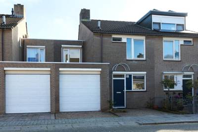 Woning Lijn 22 Hoogvliet Rotterdam