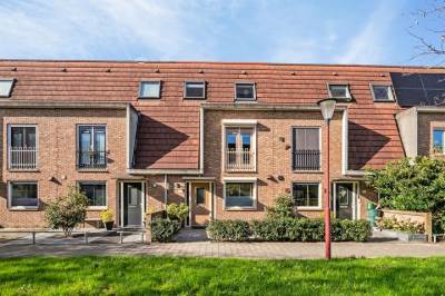 Woning Haagwinde 15 Puttershoek