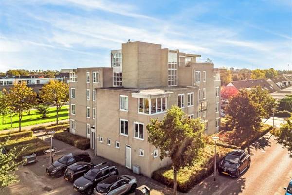 Woning Zwanebloembocht 127 Velserbroek
