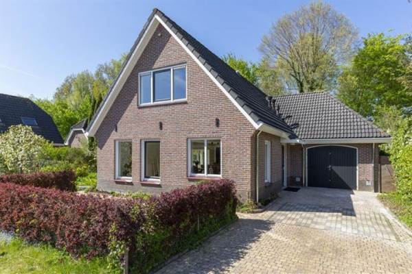 Woning Schaakveld 10 Almere