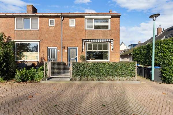 Woning Donkersloot 26 Alblasserdam