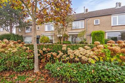 Woning van Oldenbarneveltstraat 38 Zuid-Beijerland