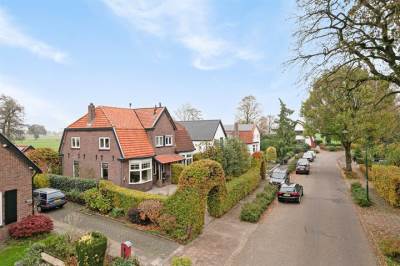 Woning van Lenneplaan 15 Soest