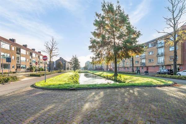 Woning Van Eesterensingel 41 Alblasserdam