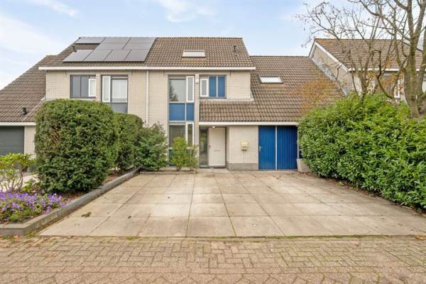 Woning Lingebos 35 Purmerend