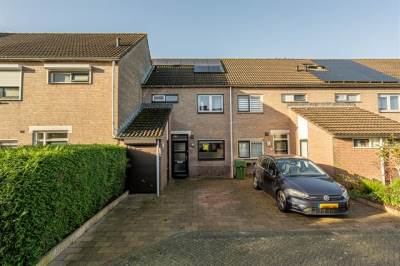 Woning Van Leeuwenerf 7 Oud-Beijerland