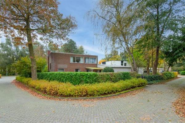 Woning Joseph Bech-Nes 21 Bergen (NH)
