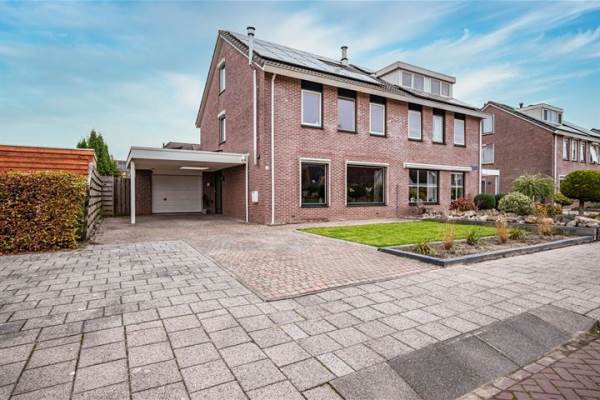 Woning Zuideinde 12 Marknesse