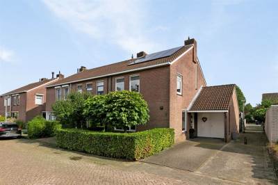 Woning Adriaan Brouwerlaan 32 Oosterhout (NB)