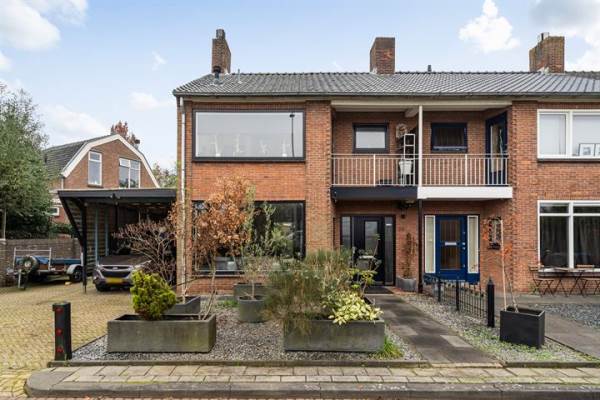 Woning Prins Bernhardstraat 28 Poortugaal