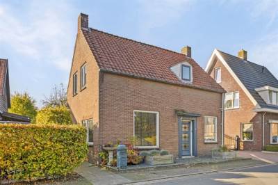Woning Perzikstraat 19 Wijk en Aalburg