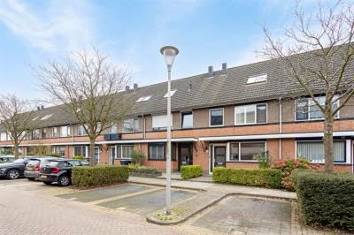 Woning Nicolaas van Puttenstraat 41 Poortugaal