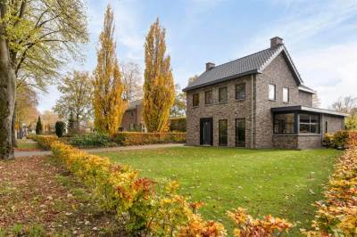 Woning Pastoor van der Kampstraat 25 Geffen