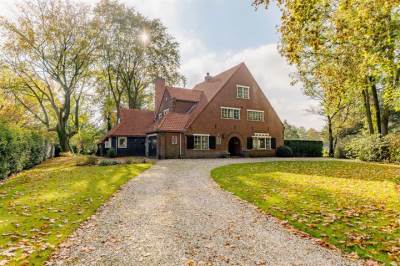 Woning Stationsweg 3 Laren (NH)