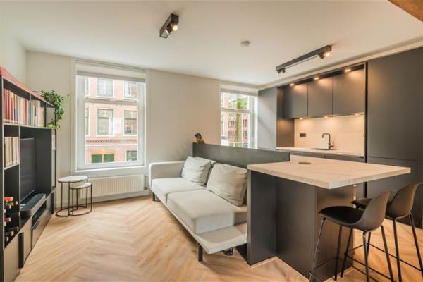 Woning Czaar Peterstraat 174- 1B Amsterdam