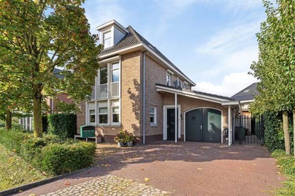 Woning Stapelenlaan 11 Roosendaal