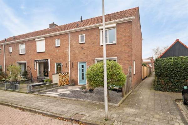 Woning Dokter Baxstraat 4 Genemuiden