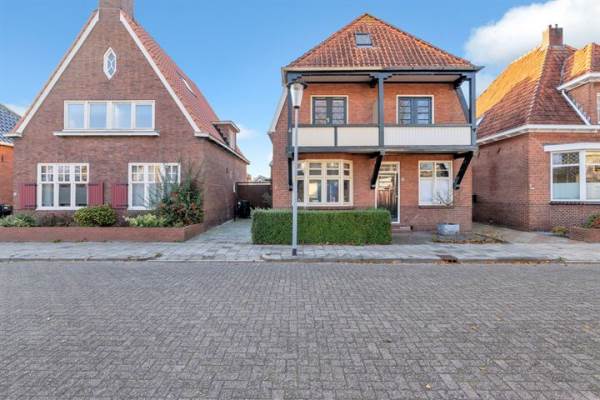 Woning Ds. Petersenstraat 13 Veendam