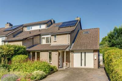 Woning Vlierhof 11 Dieren