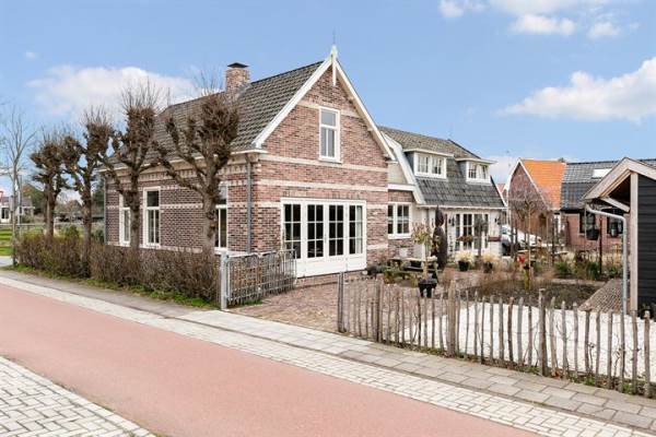 Woning Rijksstraatweg 132 Heemskerk