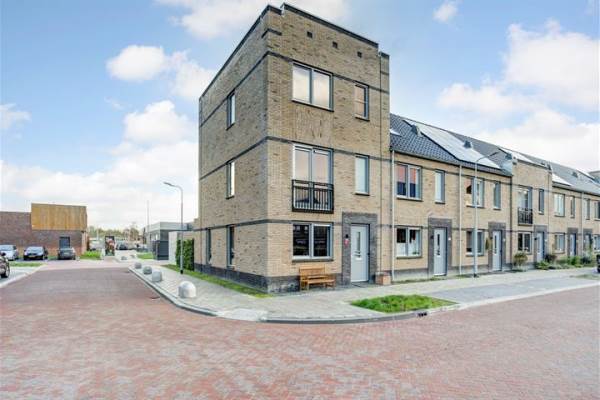 Woning Industriestraat 14 Noord-Scharwoude