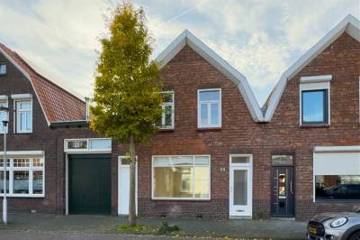 Woning Westdam 25 Sas van Gent