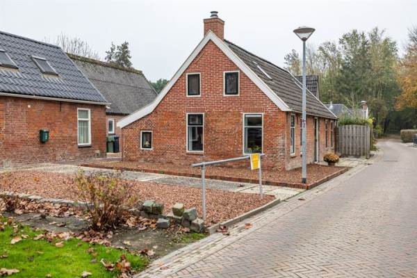 Woning Kampweg 9 Zeerijp